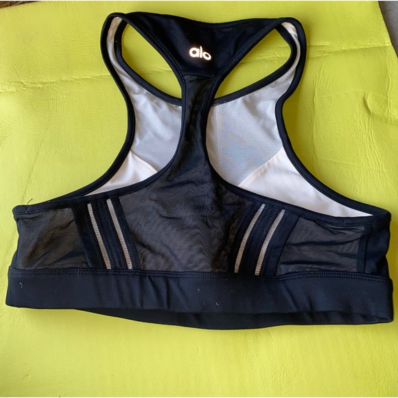 ALO Yoga Sports Bra 🌵 Small - Picture 4 of 6